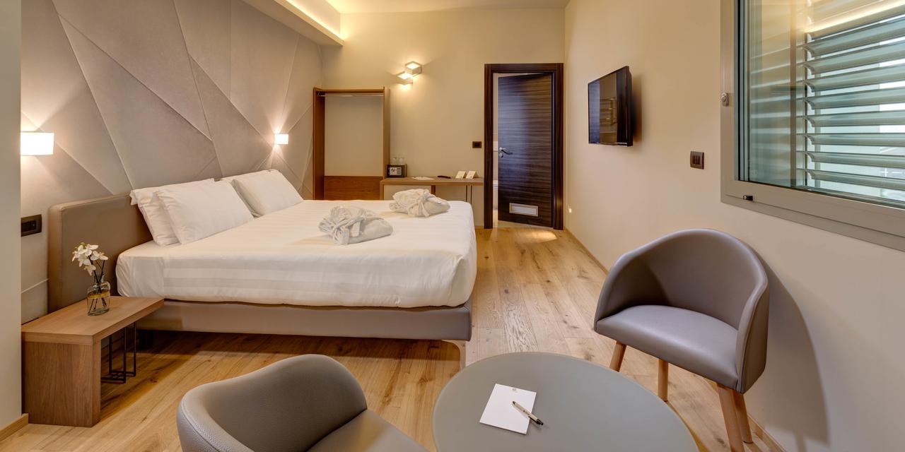 Hotel The Cube فيدينسا المظهر الخارجي الصورة